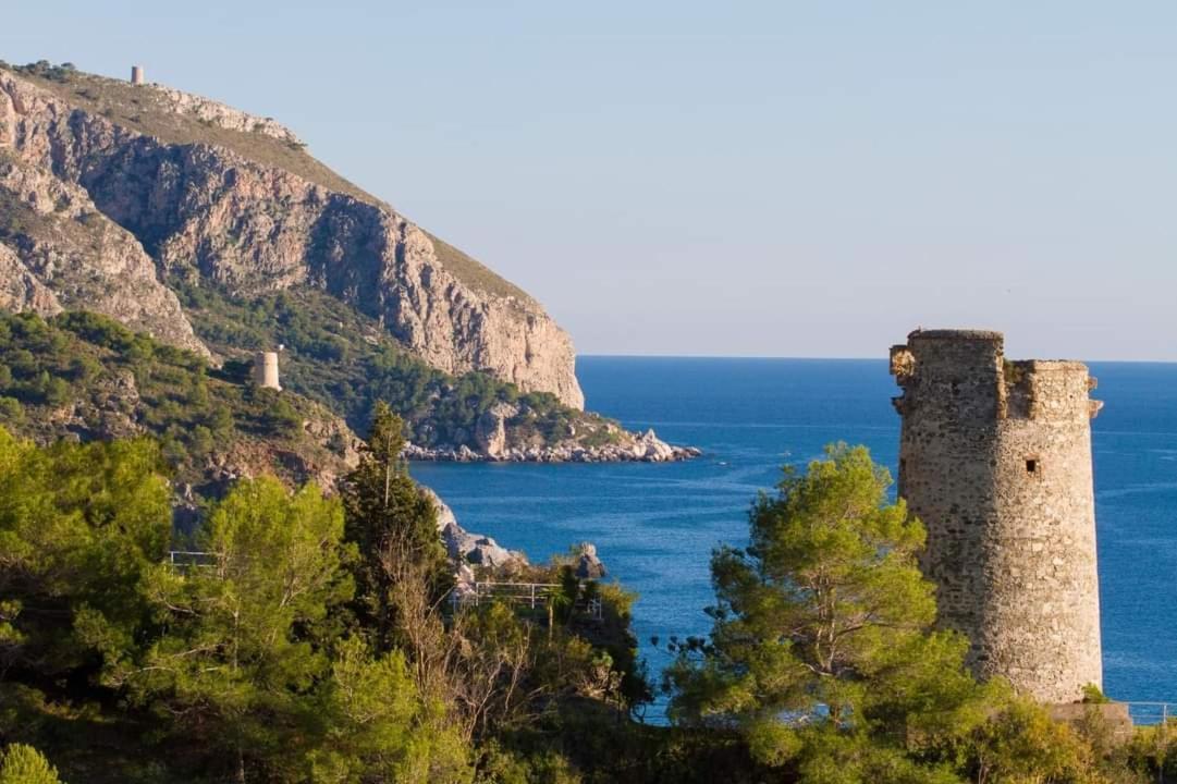 Atico En Mar De Nerja Lägenhet Exteriör bild