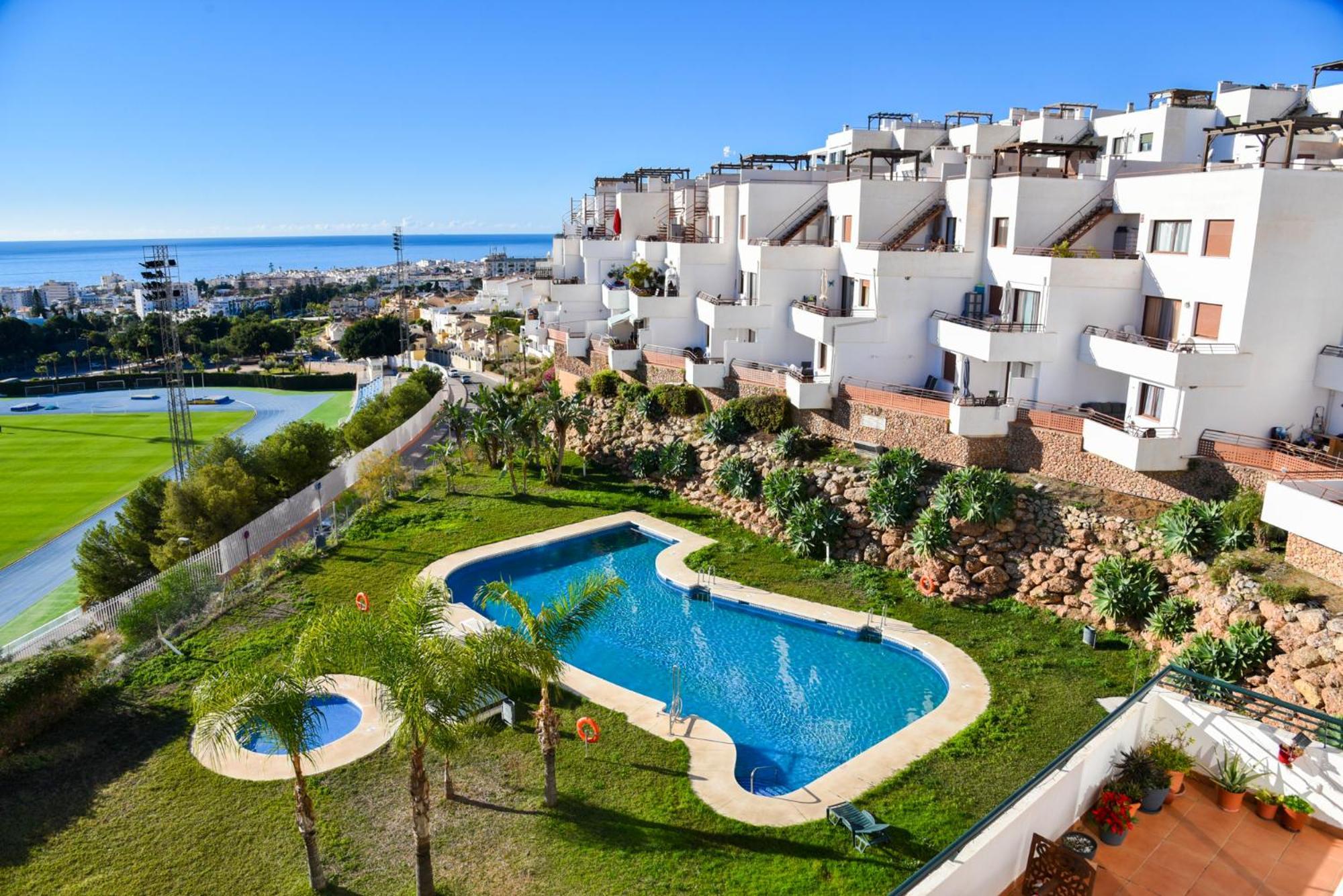 Atico En Mar De Nerja Lägenhet Exteriör bild